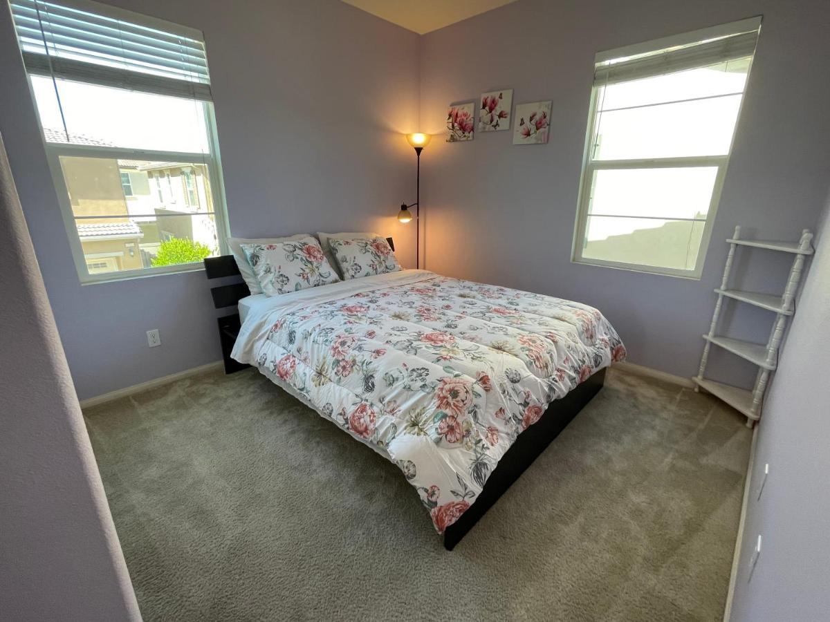 מורייטה Spacious And Modern Home Near Temecula Wineries מראה חיצוני תמונה